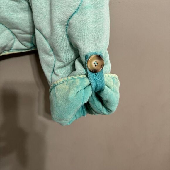 Oli & Hali Oversize Quilted Crop Jacket in sea green, Size Small - Picture 7 of 9